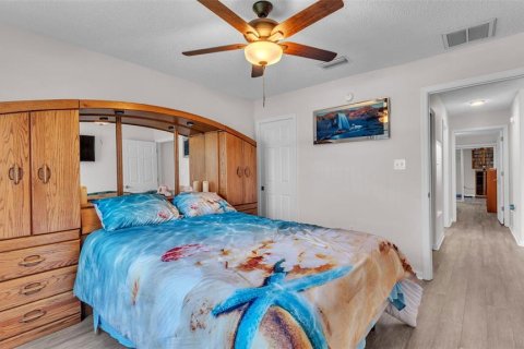 House in Lakeland, Florida 3 bedrooms, 186.36 sq.m. № 1919920 - photo 30