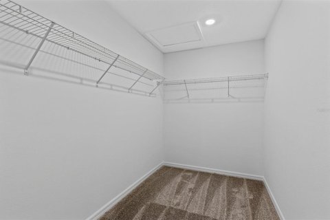Townhouse in DeLand, Florida 3 bedrooms, 154.12 sq.m. № 2399526 - photo 27