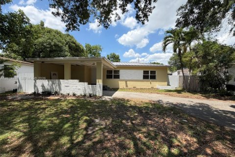 Villa ou maison à vendre à Hollywood, Floride: 3 chambres, 129.04 m2 № 2076349 - photo 3
