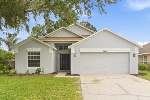 Villa ou maison à louer à Orlando, Floride: 4 chambres, 170.66 m2 № 2389105 - photo 1