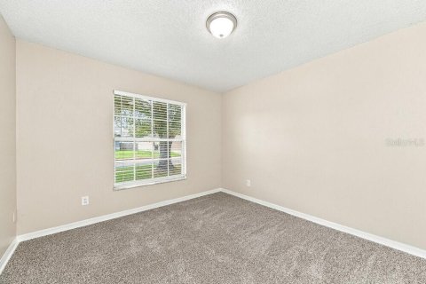 Villa ou maison à louer à Orlando, Floride: 4 chambres, 170.66 m2 № 2389105 - photo 12