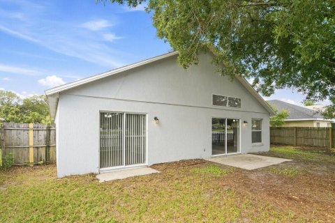 Villa ou maison à louer à Orlando, Floride: 4 chambres, 170.66 m2 № 2389105 - photo 16