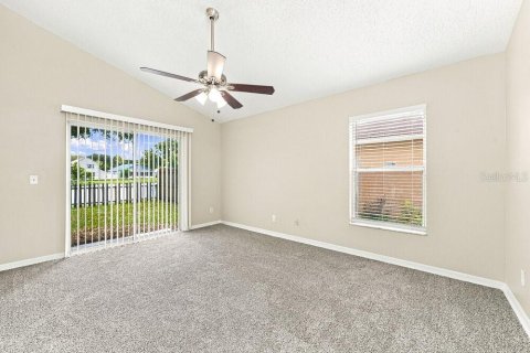 Villa ou maison à louer à Orlando, Floride: 4 chambres, 170.66 m2 № 2389105 - photo 9