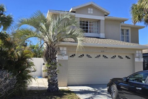 House in Kissimmee, Florida 4 bedrooms № 2017998