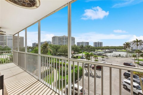 Copropriété à vendre à Naples, Floride: 1 chambre № 1942894 - photo 24