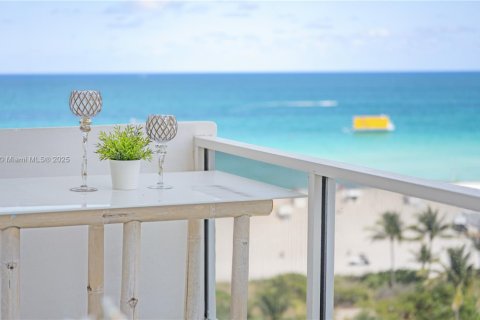 Copropriété à louer à Miami Beach, Floride: 49.7 m2 № 1729531 - photo 12