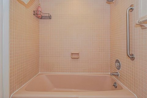 Villa ou maison à louer à Vero Beach, Floride: 4 chambres, 233.28 m2 № 2415808 - photo 18