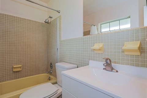 Villa ou maison à louer à Vero Beach, Floride: 4 chambres, 233.28 m2 № 2415808 - photo 15