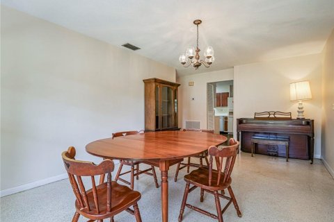 Villa ou maison à louer à Vero Beach, Floride: 4 chambres, 233.28 m2 № 2415808 - photo 12