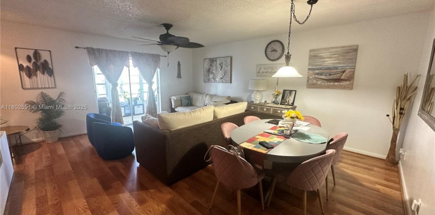 Condo à Lauderhill, Floride, 1 chambre № 1934178