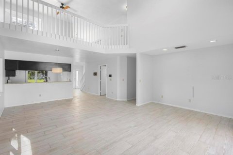 Casa en venta en Orlando, Florida, 3 dormitorios, 179.95 m2 № 1805350 - foto 13