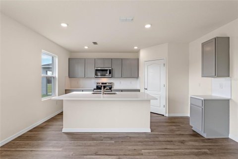 Villa ou maison à vendre à Apopka, Floride: 4 chambres, 196.3 m2 № 1834988 - photo 9