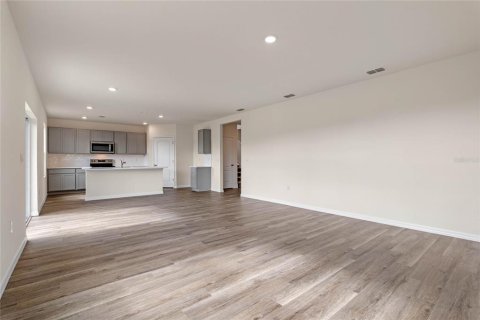 Villa ou maison à vendre à Apopka, Floride: 4 chambres, 196.3 m2 № 1834988 - photo 8