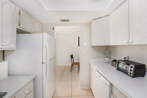 Villa ou maison à vendre à Pinellas Park, Floride: 2 chambres, 91.97 m2 № 1835170 - photo 8