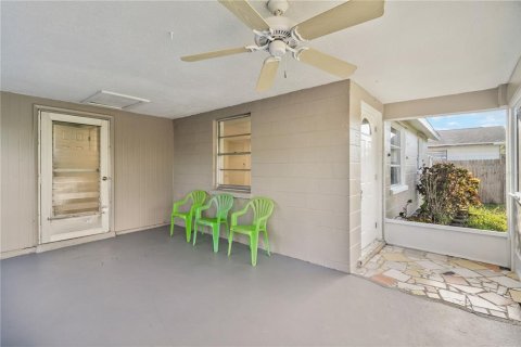 House in Englewood, Florida 3 bedrooms, 77.85 sq.m. № 1820535 - photo 9
