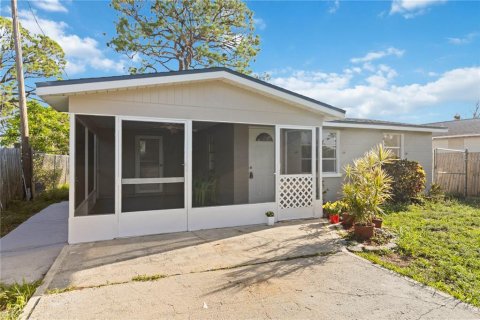 House in Englewood, Florida 3 bedrooms, 77.85 sq.m. № 1820535 - photo 5