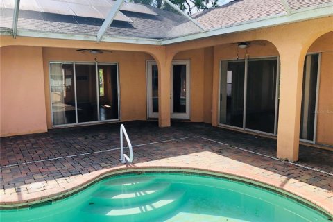Casa en venta en Spring Hill, Florida, 3 dormitorios, 234.67 m2 № 1880648 - foto 10