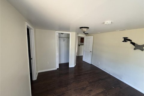 Villa ou maison à vendre à Palmetto, Floride: 2 chambres, 72.65 m2 № 2221600 - photo 7