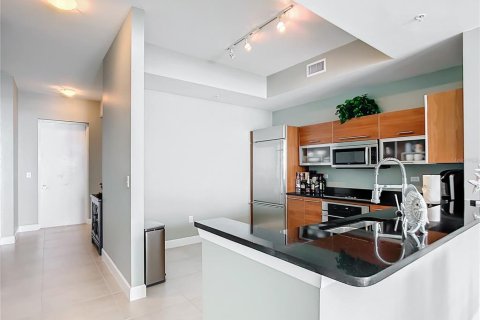 Condo in Fort Myers, Florida, 3 bedrooms  № 1549329 - photo 20