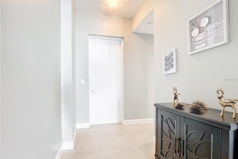 Condo in Fort Myers, Florida, 3 bedrooms  № 1549329 - photo 11