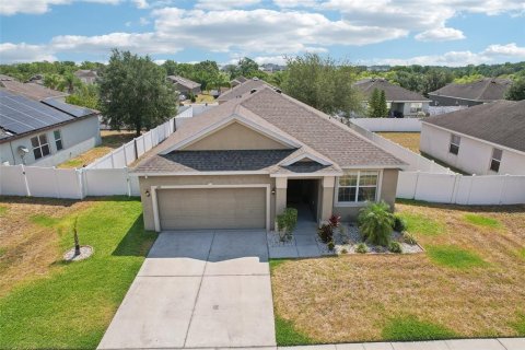 House in Davenport, Florida 3 bedrooms, 121.24 sq.m. № 1680707 - photo 29