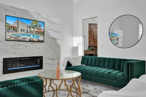 Villa ou maison à louer à Plantation, Floride: 9 chambres, 777.41 m2 № 1819967 - photo 30