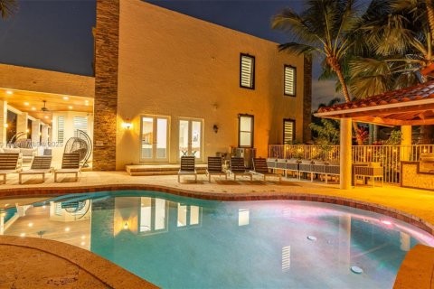 Villa ou maison à louer à Plantation, Floride: 9 chambres, 777.41 m2 № 1819967 - photo 21