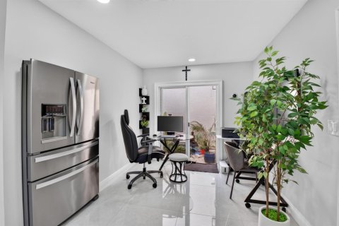 House in Boca Raton, Florida 2 bedrooms, 130.99 sq.m. № 2402090 - photo 10