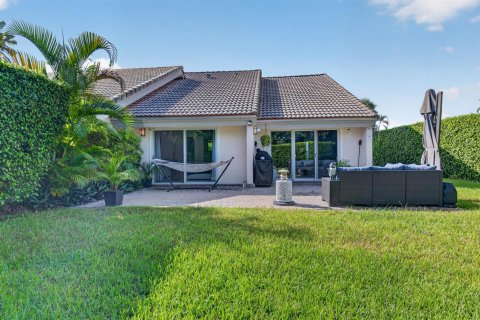 House in Boca Raton, Florida 2 bedrooms, 130.99 sq.m. № 2402090 - photo 30