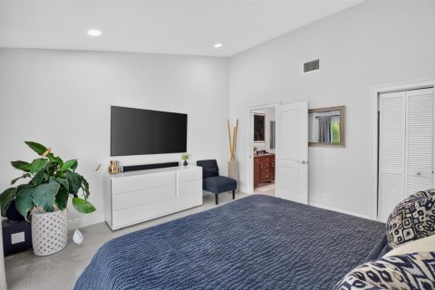 House in Boca Raton, Florida 2 bedrooms, 130.99 sq.m. № 2402090 - photo 22