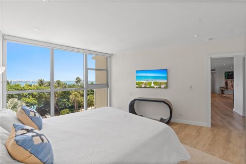 Condo in Miami, Florida, 3 bedrooms  № 1875706 - photo 29
