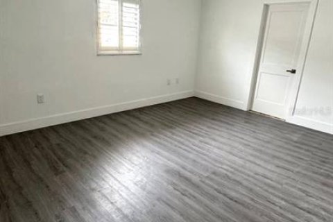 House in Flagler Beach, Florida 2 bedrooms, 96.62 sq.m. № 1912242 - photo 4