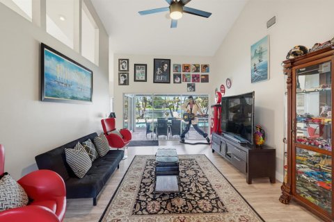 Villa ou maison à louer à Wellington, Floride: 4 chambres, 252.97 m2 № 2248348 - photo 10