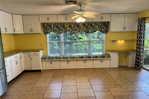 Villa ou maison à vendre à Palm Harbor, Floride: 2 chambres, 146.97 m2 № 2419906 - photo 6