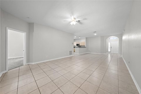 Casa en alquiler en Kissimmee, Florida, 4 dormitorios, 166.95 m2 № 1906376 - foto 5