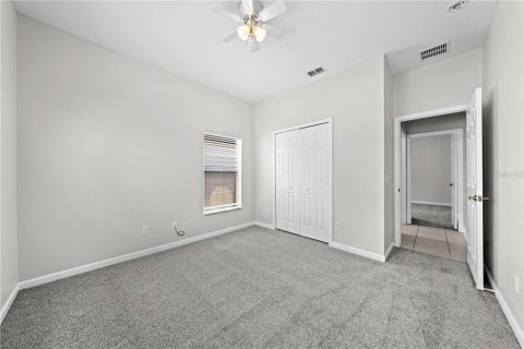 Casa en alquiler en Kissimmee, Florida, 4 dormitorios, 166.95 m2 № 1906376 - foto 18