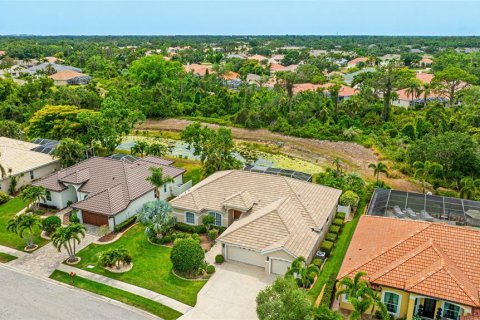Villa ou maison à vendre à Sarasota, Floride: 3 chambres, 219.71 m2 № 1736656 - photo 3