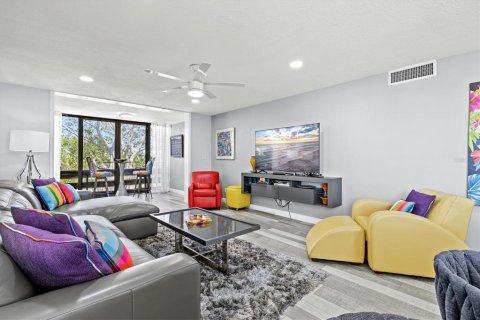 Condo in Longboat Key, Florida, 2 bedrooms  № 1675188 - photo 28