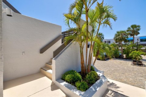 Condo in Longboat Key, Florida, 2 bedrooms  № 1675188 - photo 6