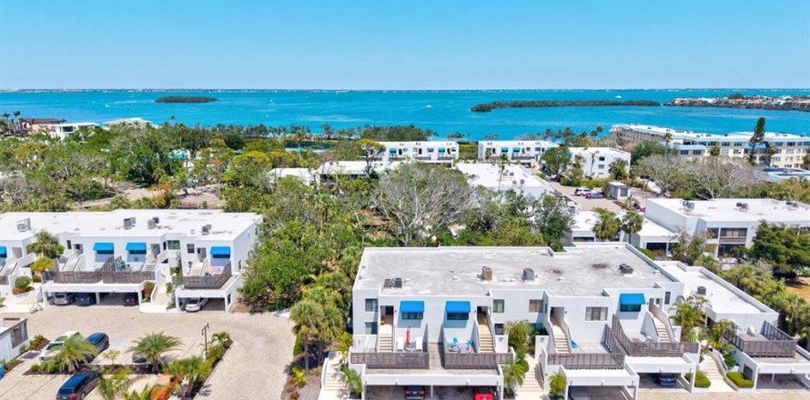 Condo in Longboat Key, Florida, 2 bedrooms  № 1675188