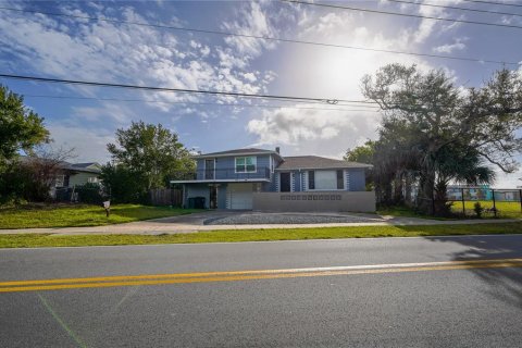Villa ou maison à Daytona Beach, Floride 3 chambres, 168.34 m2 № 2099010