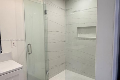 Casa en venta en Homestead, Florida, 4 dormitorios, 206.52 m2 № 1949194 - foto 18