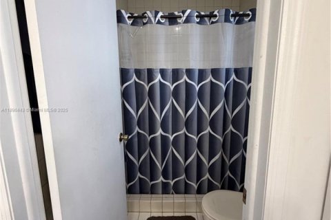 Casa en venta en Homestead, Florida, 4 dormitorios, 206.52 m2 № 1949194 - foto 11