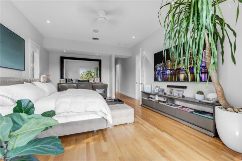 Touwnhouse à vendre à Coral Gables, Floride: 4 chambres, 320.61 m2 № 1998326 - photo 29