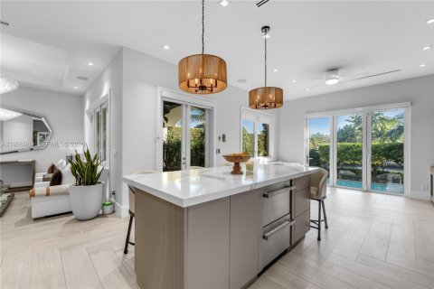 Touwnhouse à vendre à Coral Gables, Floride: 4 chambres, 320.61 m2 № 1998326 - photo 21