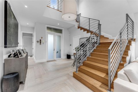 Touwnhouse à vendre à Coral Gables, Floride: 4 chambres, 320.61 m2 № 1998326 - photo 11