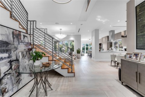 Touwnhouse à vendre à Coral Gables, Floride: 4 chambres, 320.61 m2 № 1998326 - photo 8