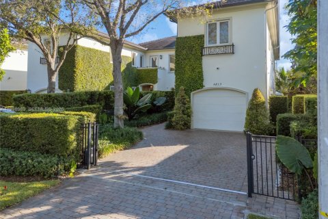 Touwnhouse à vendre à Coral Gables, Floride: 4 chambres, 320.61 m2 № 1998326 - photo 7