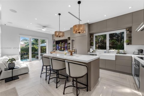 Touwnhouse à vendre à Coral Gables, Floride: 4 chambres, 320.61 m2 № 1998326 - photo 19