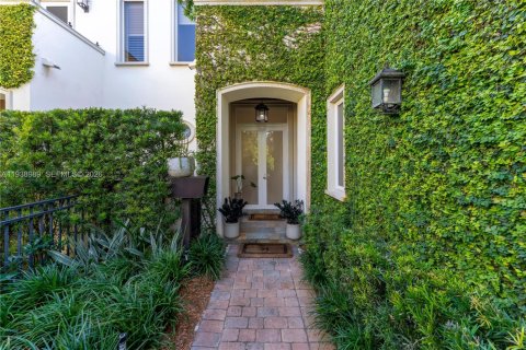 Touwnhouse à vendre à Coral Gables, Floride: 4 chambres, 320.61 m2 № 1998326 - photo 6